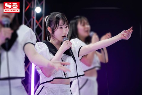 Muốn Được Là Idol Em Ca Sĩ Trẻ Đẹp Phải Để Cho Các Lão Già Nhiều Tiền Địt Tập thể